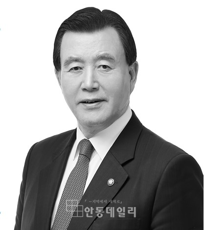 홍문표 국회의원(국민의횜, 예산, 홍성)