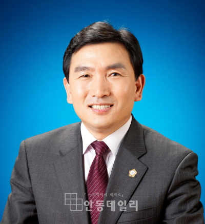 안동시의회 의장 김호석